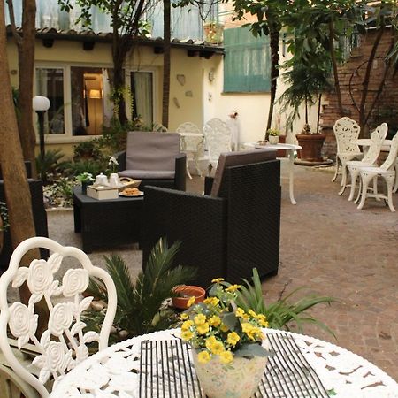 Domus Dea B&B Rome Exterior photo